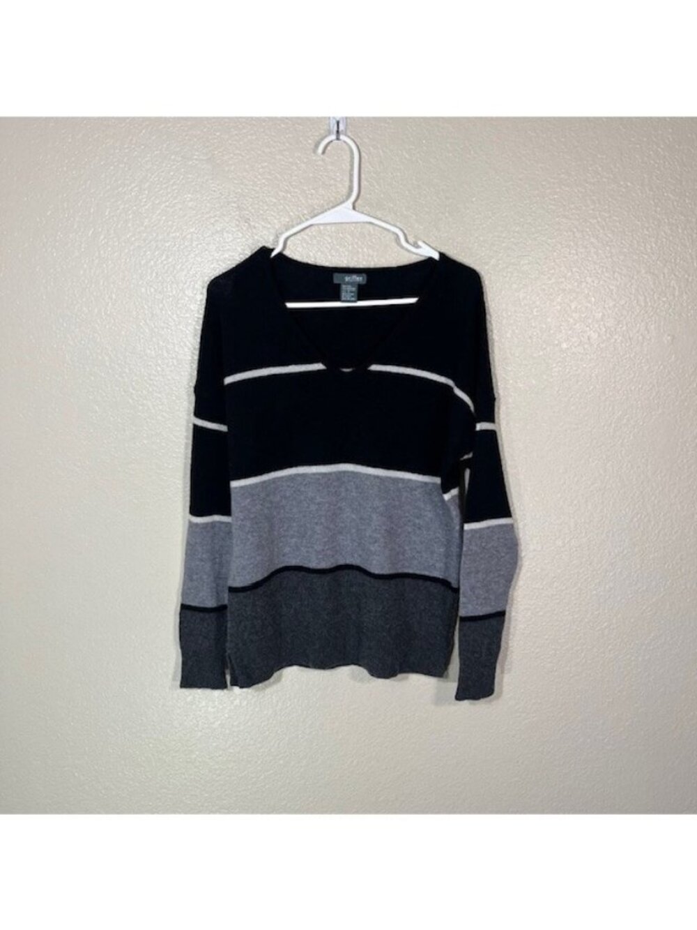 Griffen Cashmere Wool Blend Sweater Womens Medium Gray Black Stripe V Neck